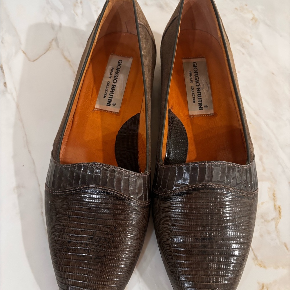 Giorgio Brutini Dark Brown Lizard-Embossed Women's Loafers
